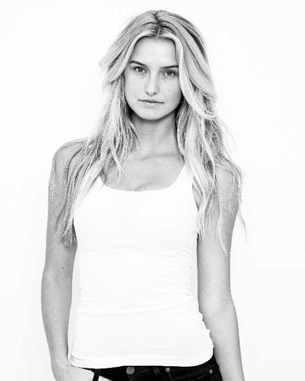 SI Swimsuit 2017 Casting Calls: Brooke Buchanan -- IMAGE